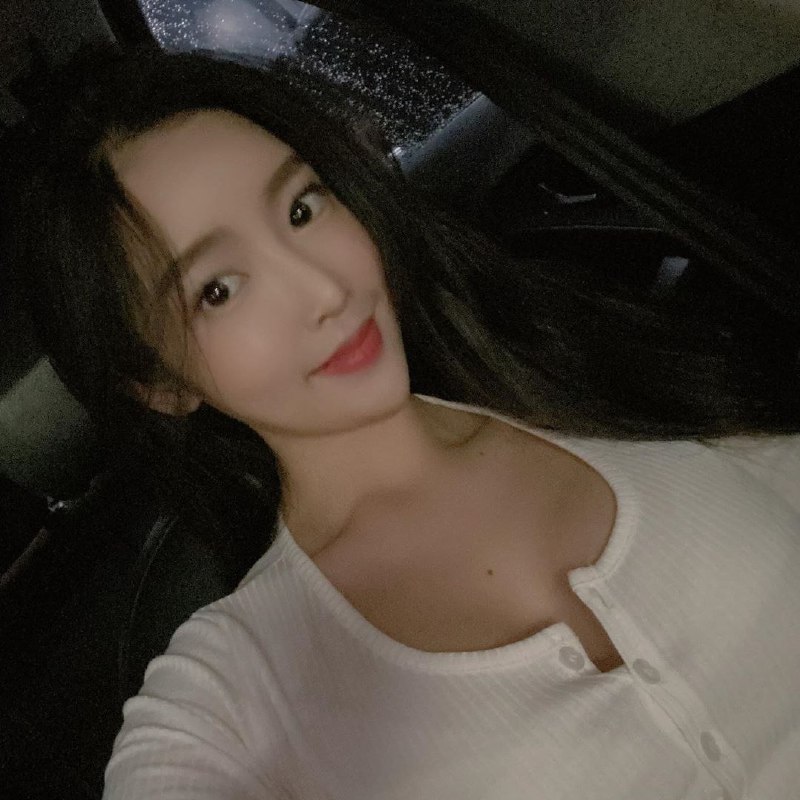 ins: @moon_pilatesins: @moon_pilates