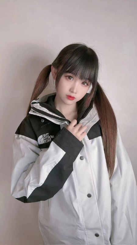 穿衣显瘦，脱衣有肉#性感 #双马尾 #翘臀IG链接穿衣显瘦，脱衣有肉#性感 #双马尾 #翘臀IG链接