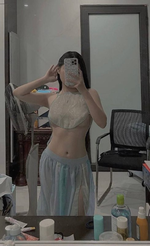 #自拍  #性感骚逼靠衣装#自拍  #性感骚逼靠衣装