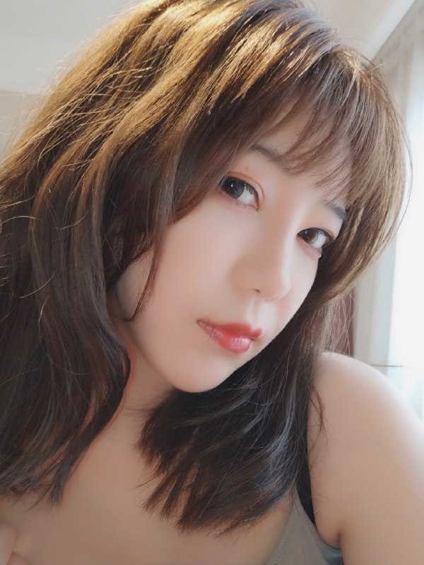 #主播 #飞儿 #性感 主播飞儿性感写真#主播 #飞儿 #性感 主播飞儿性感写真