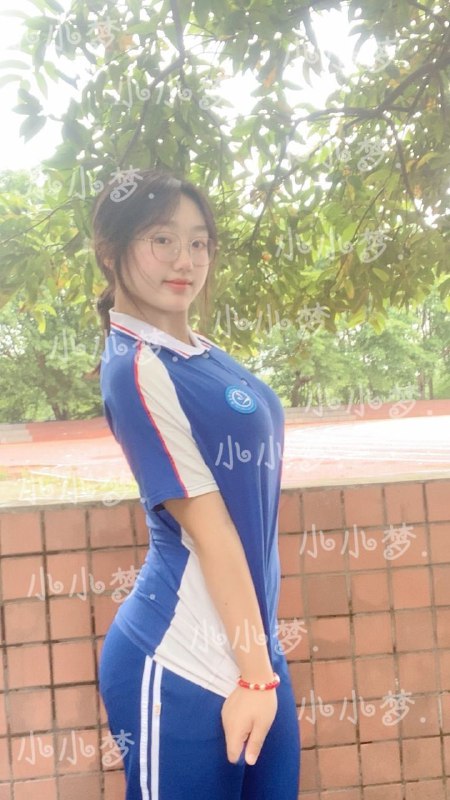 天赋异禀的校服妹妹天赋异禀的校服妹妹