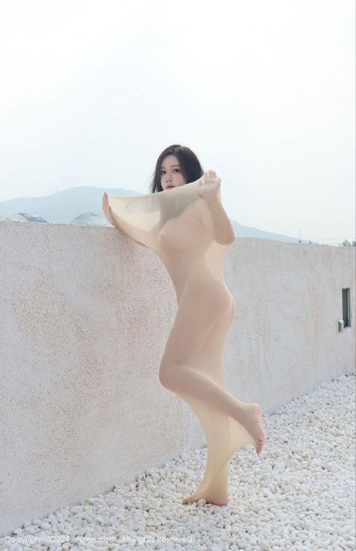 #写真 #诱惑 #翘臀 #腿肉丝？连体丝袜？#写真 #诱惑 #翘臀 #腿肉丝？连体丝袜？